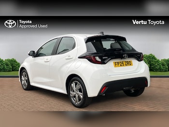 Used Toyota Yaris 2025 for sale - 76346799: Photo