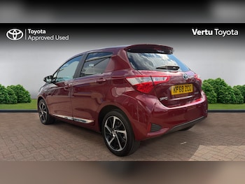 Used Toyota Yaris 2019 for sale - 79470904: Photo