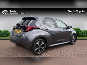 Used Toyota Yaris 2024 for sale - 77213317: Photo