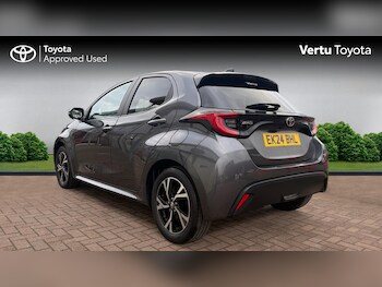 Used Toyota Yaris 2024 for sale - 77213317: Photo