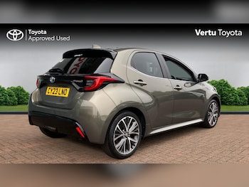 Used Toyota Yaris 2023 for sale - 76038133: Photo 2