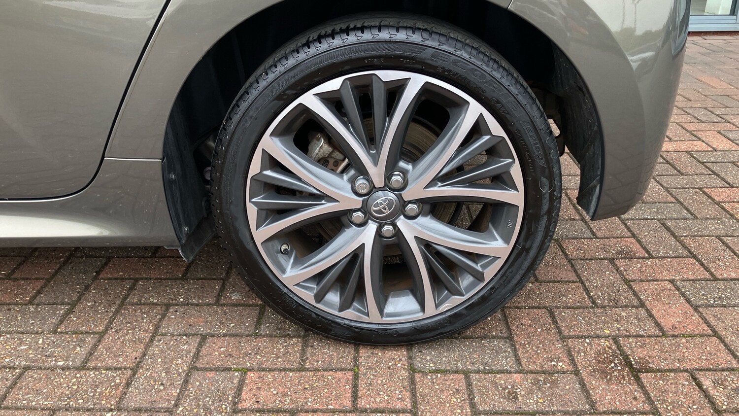 Used Toyota Yaris 2023 for sale - 76038133: Photo 33