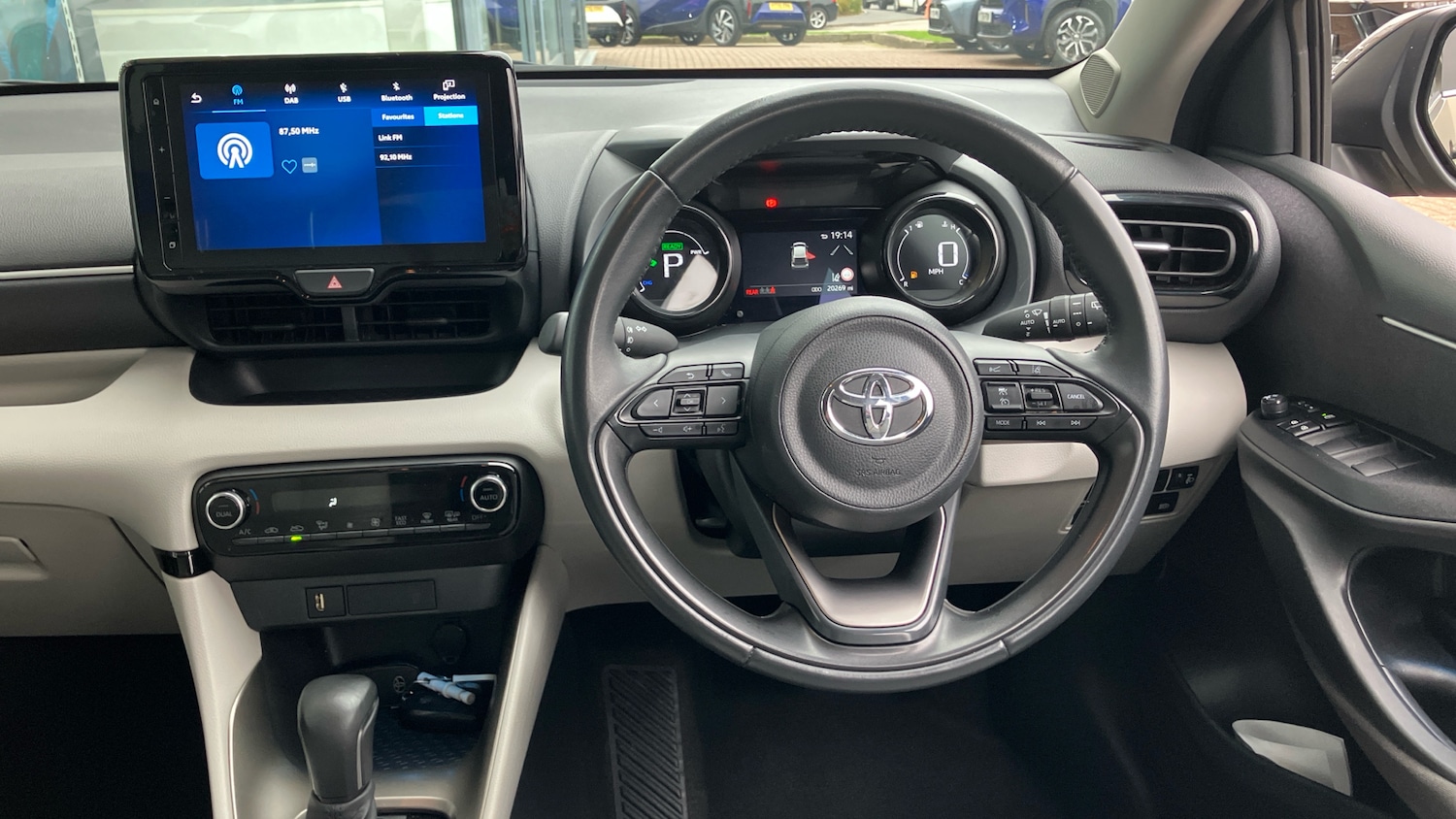 Used Toyota Yaris 2023 for sale - 76038133: Photo 8