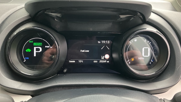 Used Toyota Yaris 2023 for sale - 76038133: Photo 9