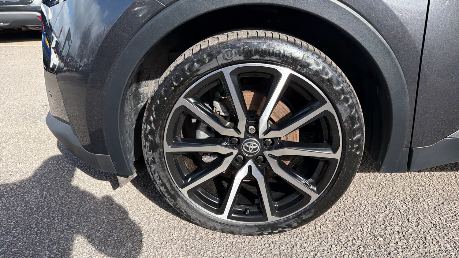 Used Toyota C-HR 2024 for sale - 78185879: Photo 34