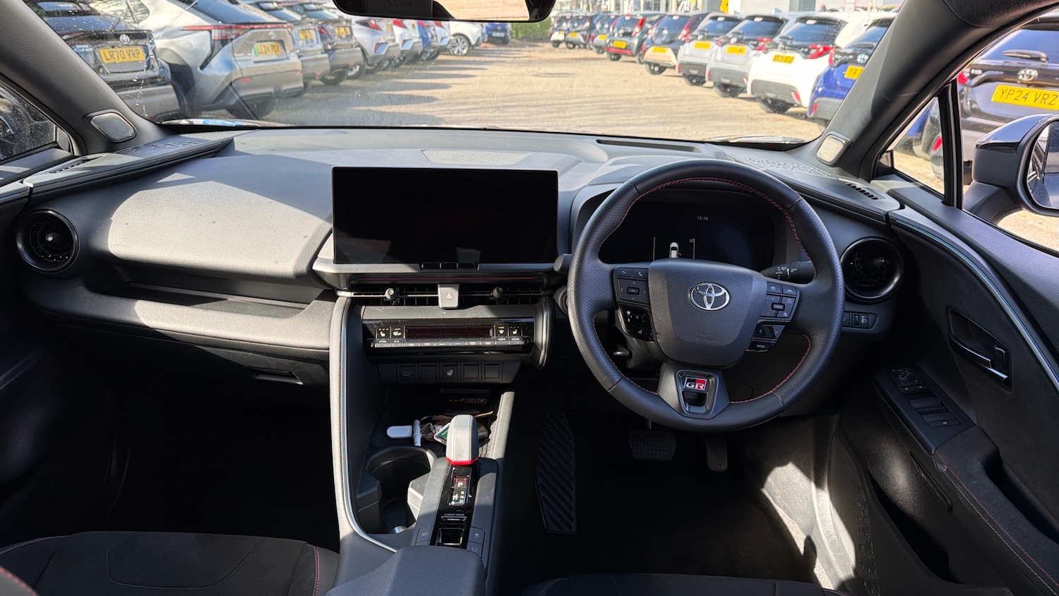 Used Toyota C-HR 2024 for sale - 78185879: Photo 5