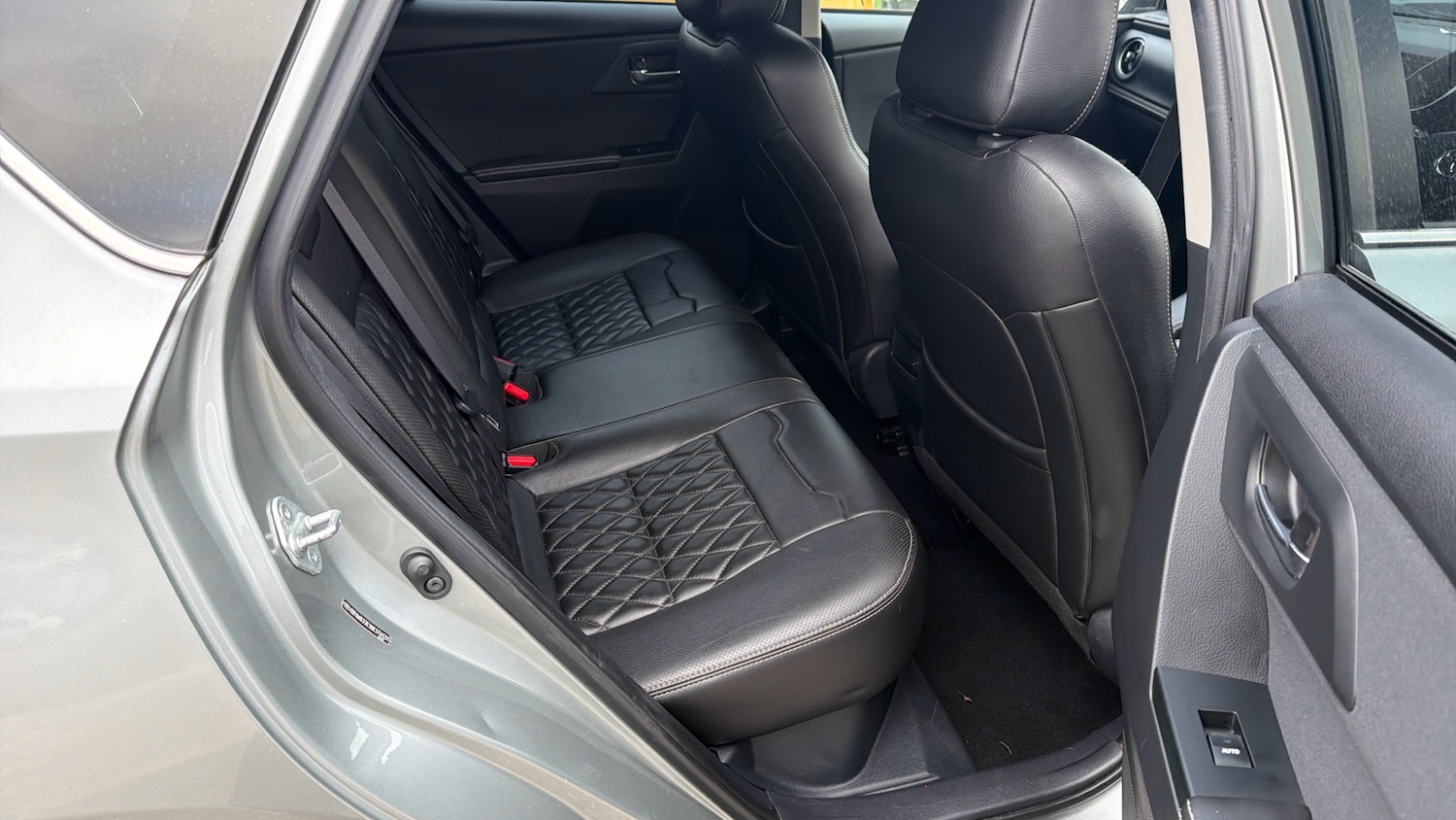 Used Toyota Auris 2017 for sale - 77906270: Photo 12