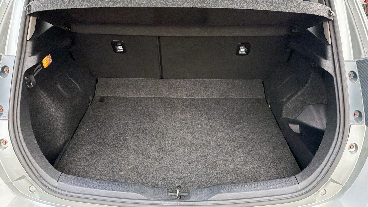 Used Toyota Auris 2017 for sale - 77906270: Photo 14