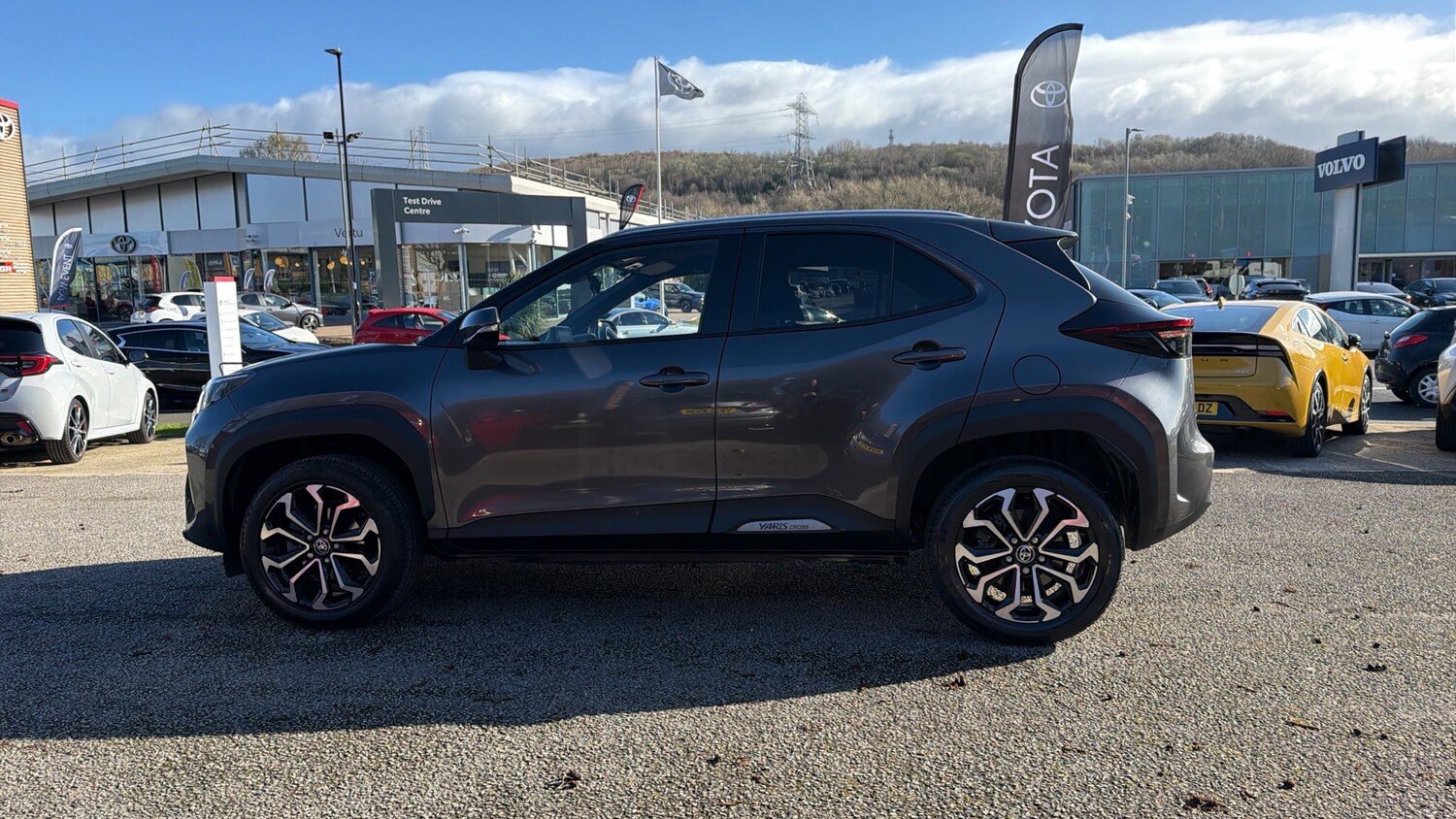 Used Toyota Yaris Cross 2022 for sale - 77847652: Photo 17