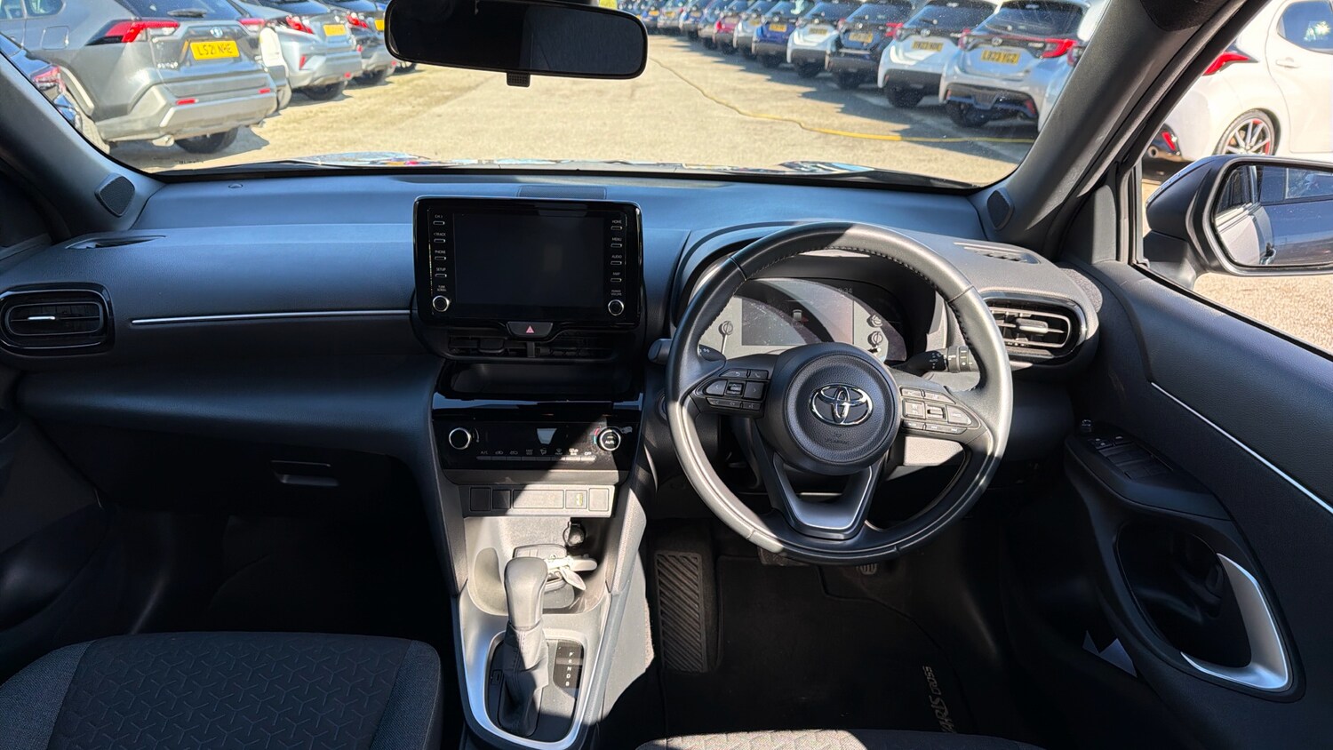 Used Toyota Yaris Cross 2022 for sale - 77847652: Photo 5