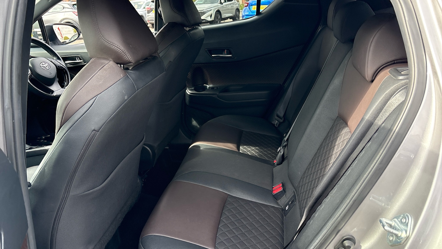 Used Toyota C-HR 2018 for sale - 76396833: Photo 16