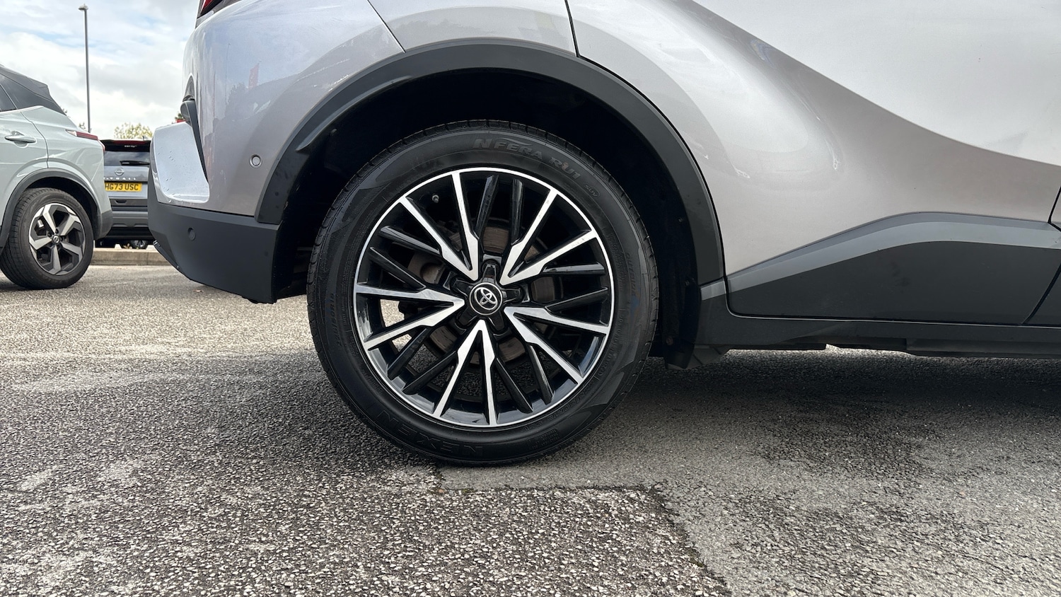 Used Toyota C-HR 2018 for sale - 76396833: Photo 7