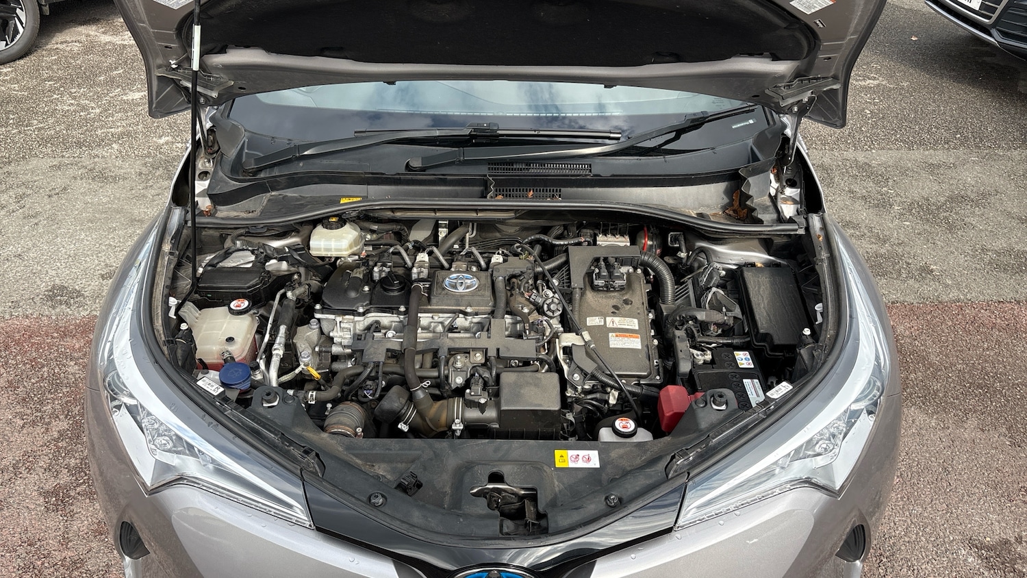 Used Toyota C-HR 2018 for sale - 76396833: Photo 8