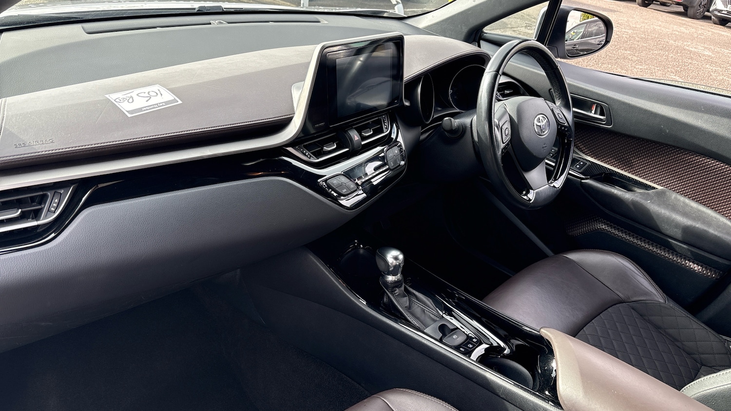 Used Toyota C-HR 2018 for sale - 76396833: Photo 9