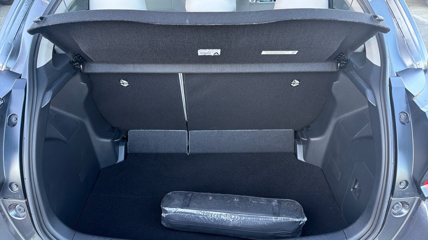 Used Toyota Yaris 2023 for sale - 77641221: Photo 14