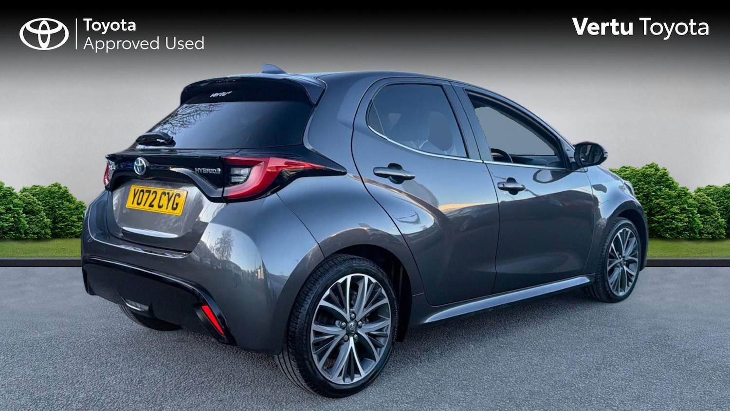 Used Toyota Yaris 2023 for sale - 77641221: Photo 2