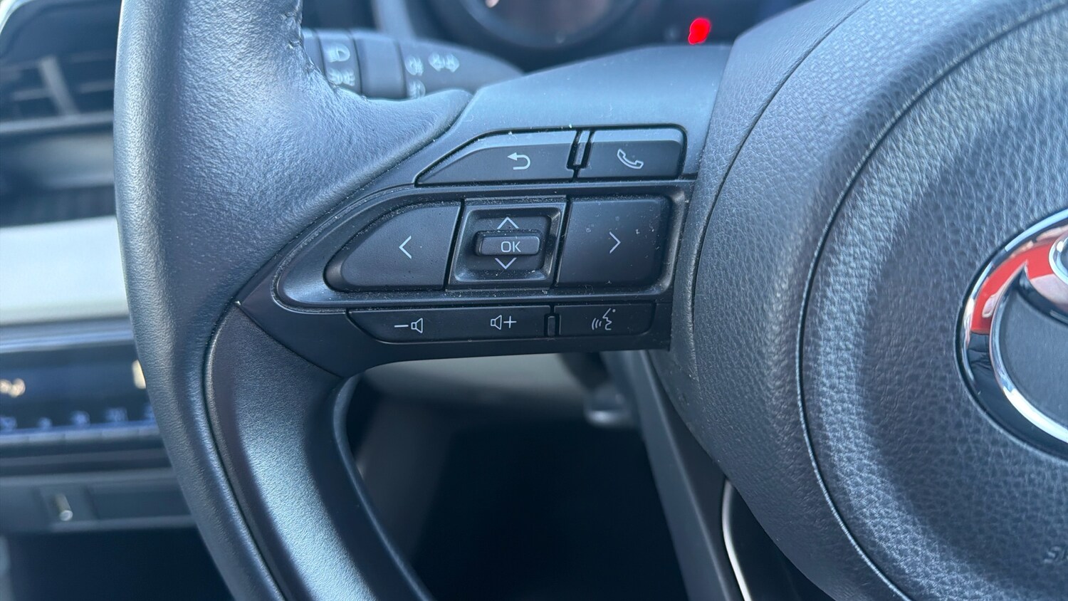 Used Toyota Yaris 2023 for sale - 77641221: Photo 27