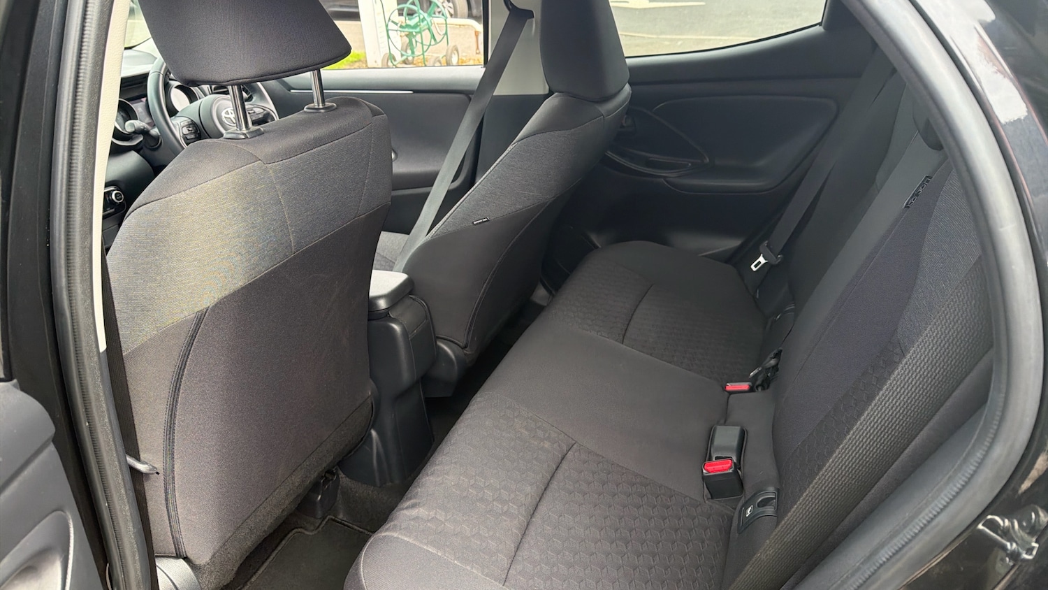 Used Toyota Yaris 2023 for sale - 77988925: Photo 13