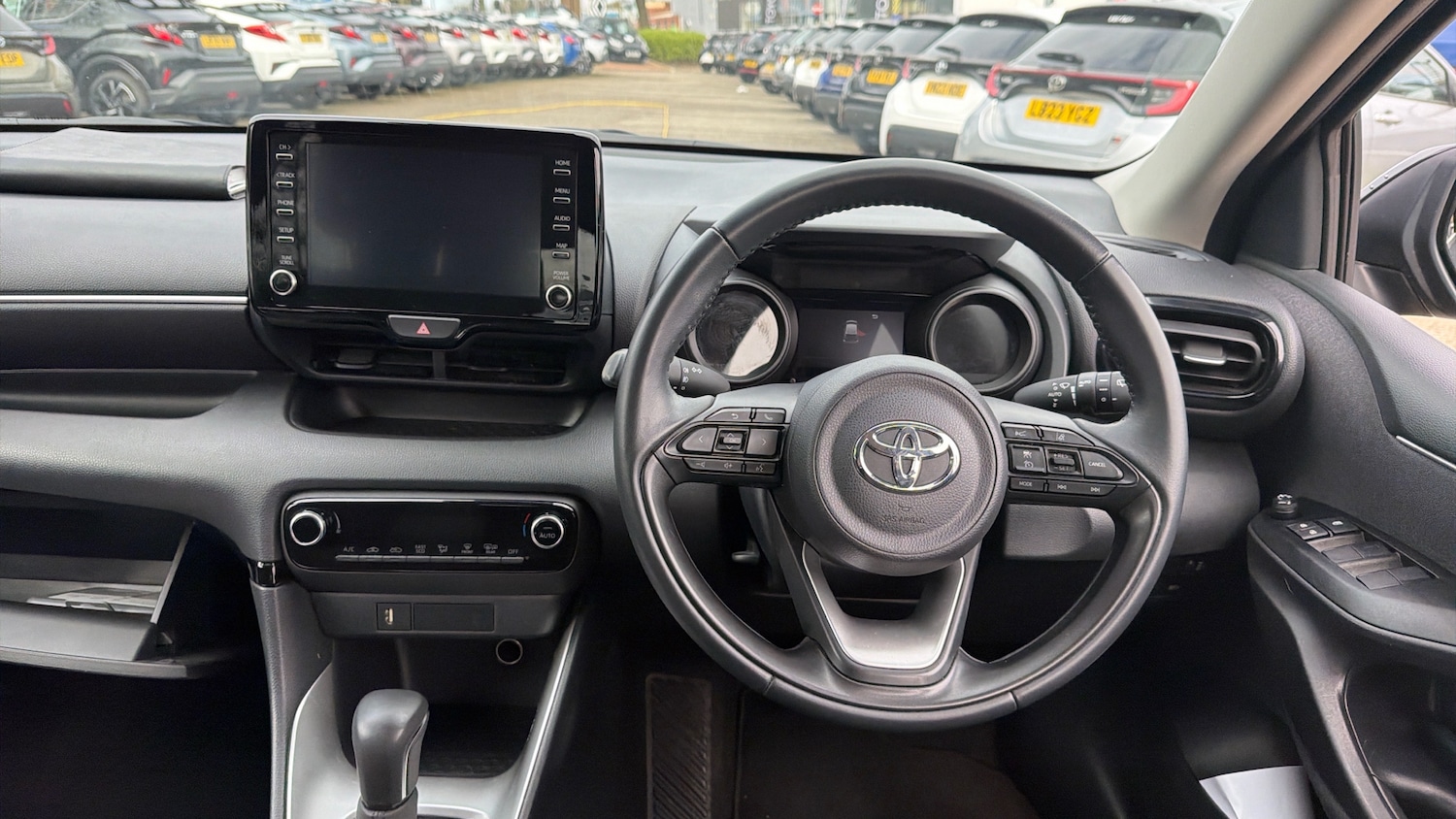 Used Toyota Yaris 2023 for sale - 77988925: Photo 8