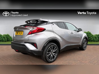 Used Toyota C-HR 2017 for sale - 77760511: Photo