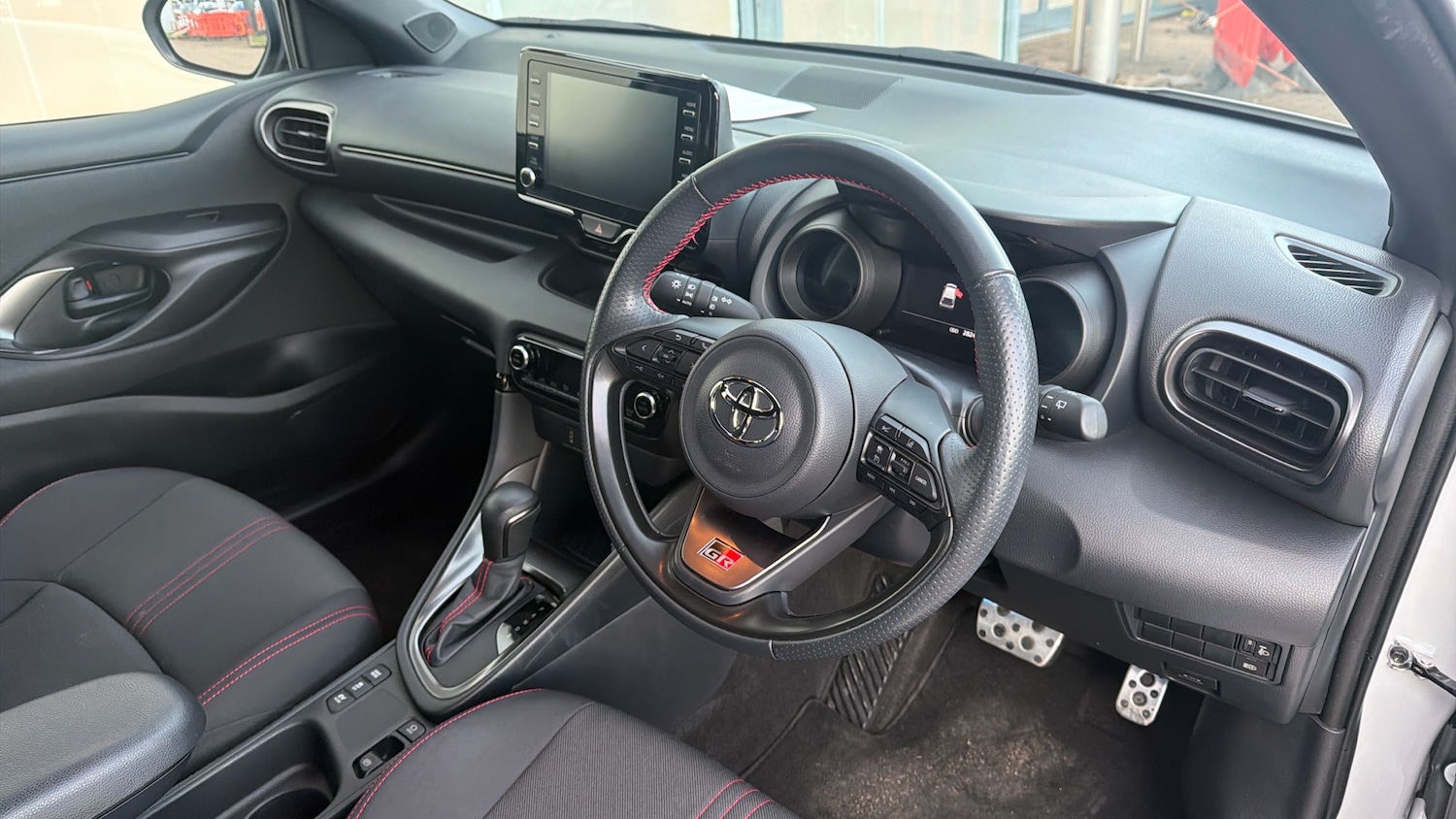 Used Toyota Yaris 2022 for sale - 77116425: Photo 25