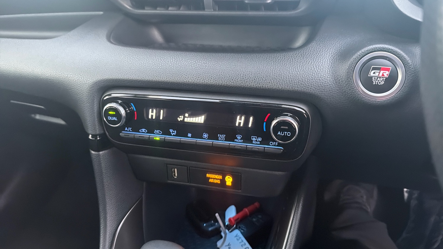 Used Toyota Yaris 2022 for sale - 77116425: Photo 29