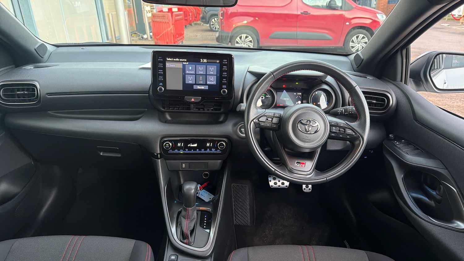 Used Toyota Yaris 2022 for sale - 77116425: Photo 5