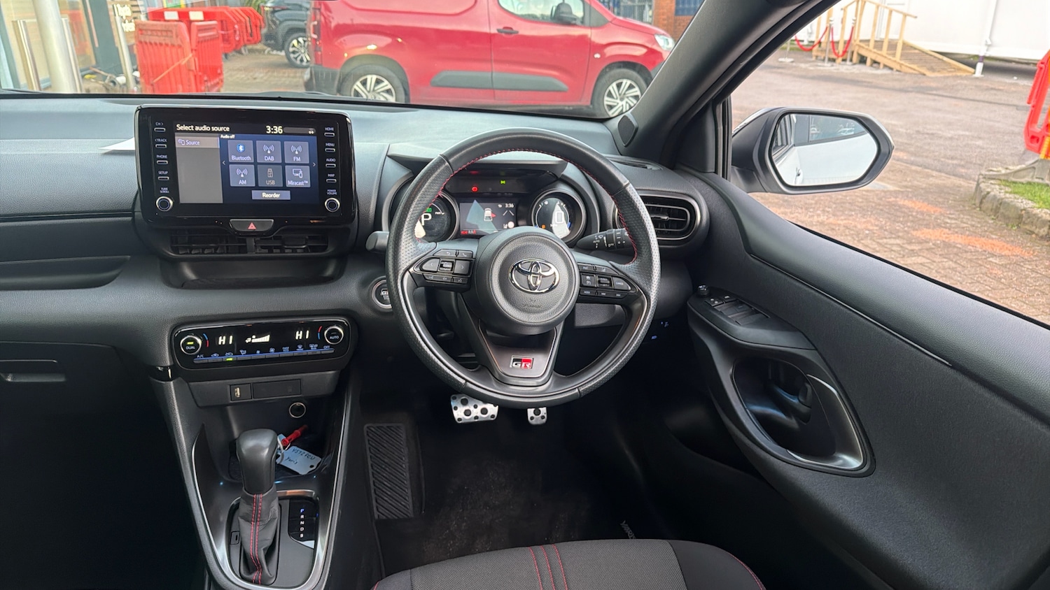 Used Toyota Yaris 2022 for sale - 77116425: Photo 6