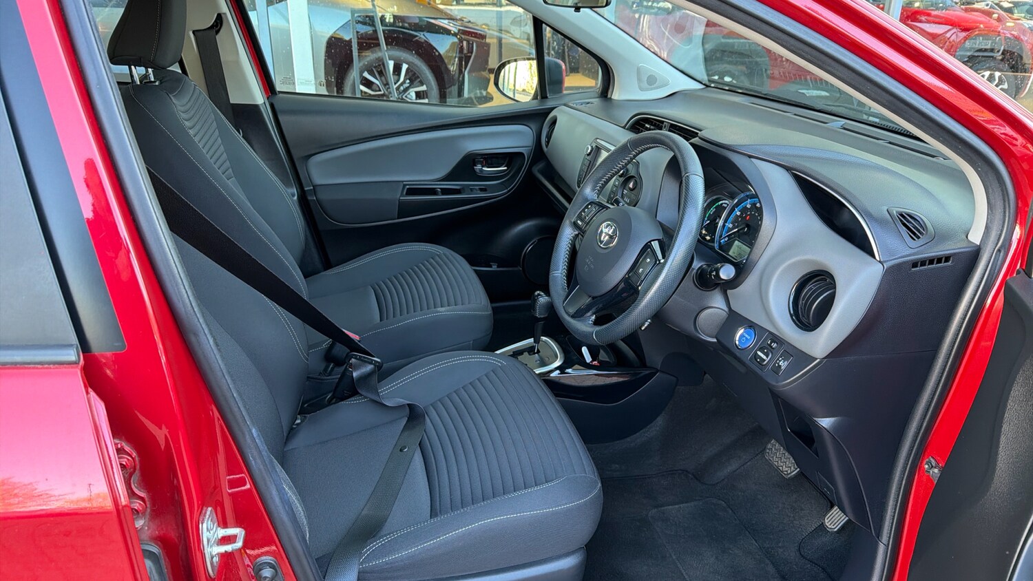 Used Toyota Yaris 2016 for sale - 78151750: Photo 12