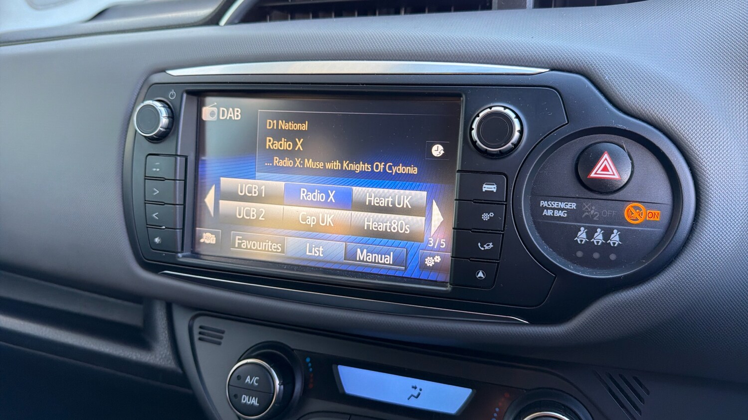 Used Toyota Yaris 2016 for sale - 78151750: Photo 32