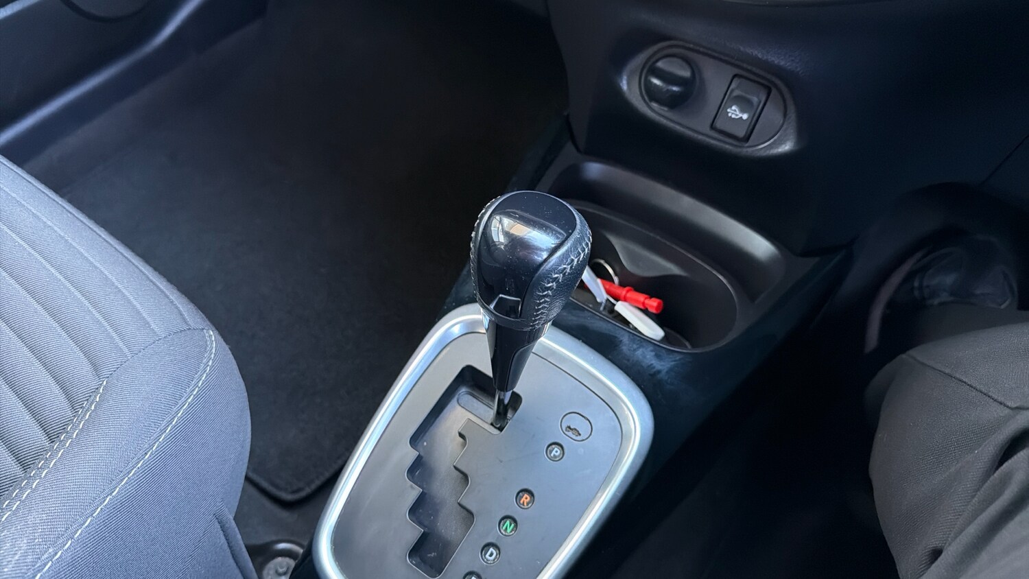 Used Toyota Yaris 2016 for sale - 78151750: Photo 40