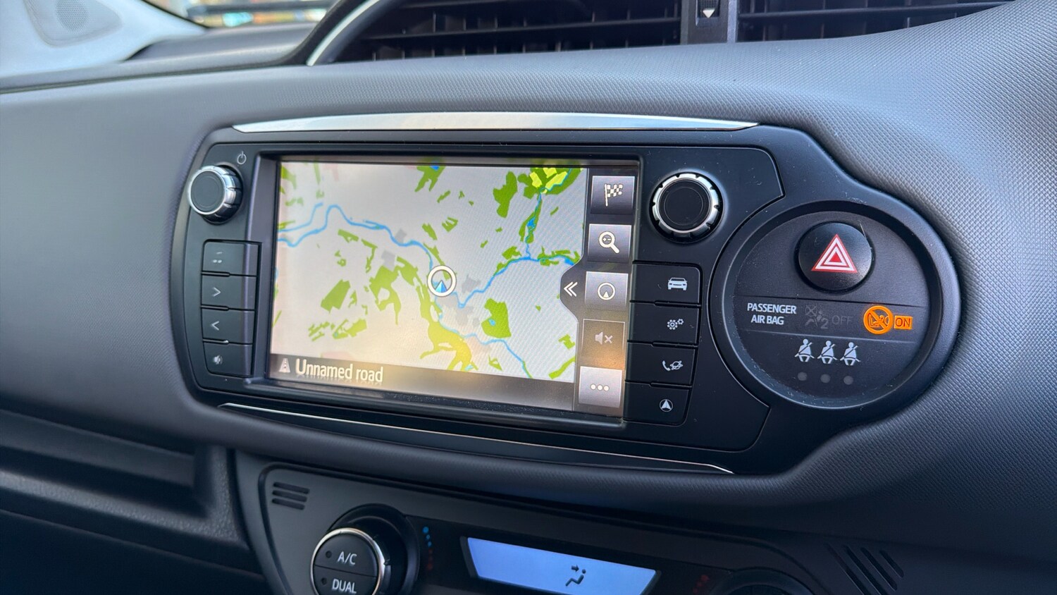 Used Toyota Yaris 2016 for sale - 78151750: Photo 9