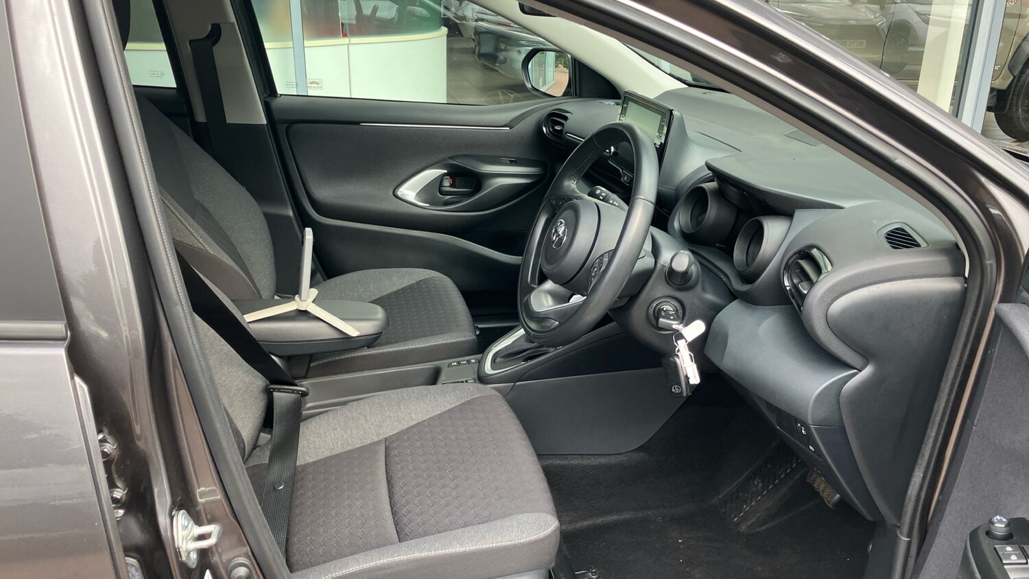 Used Toyota Yaris 2022 for sale - 76067438: Photo 11