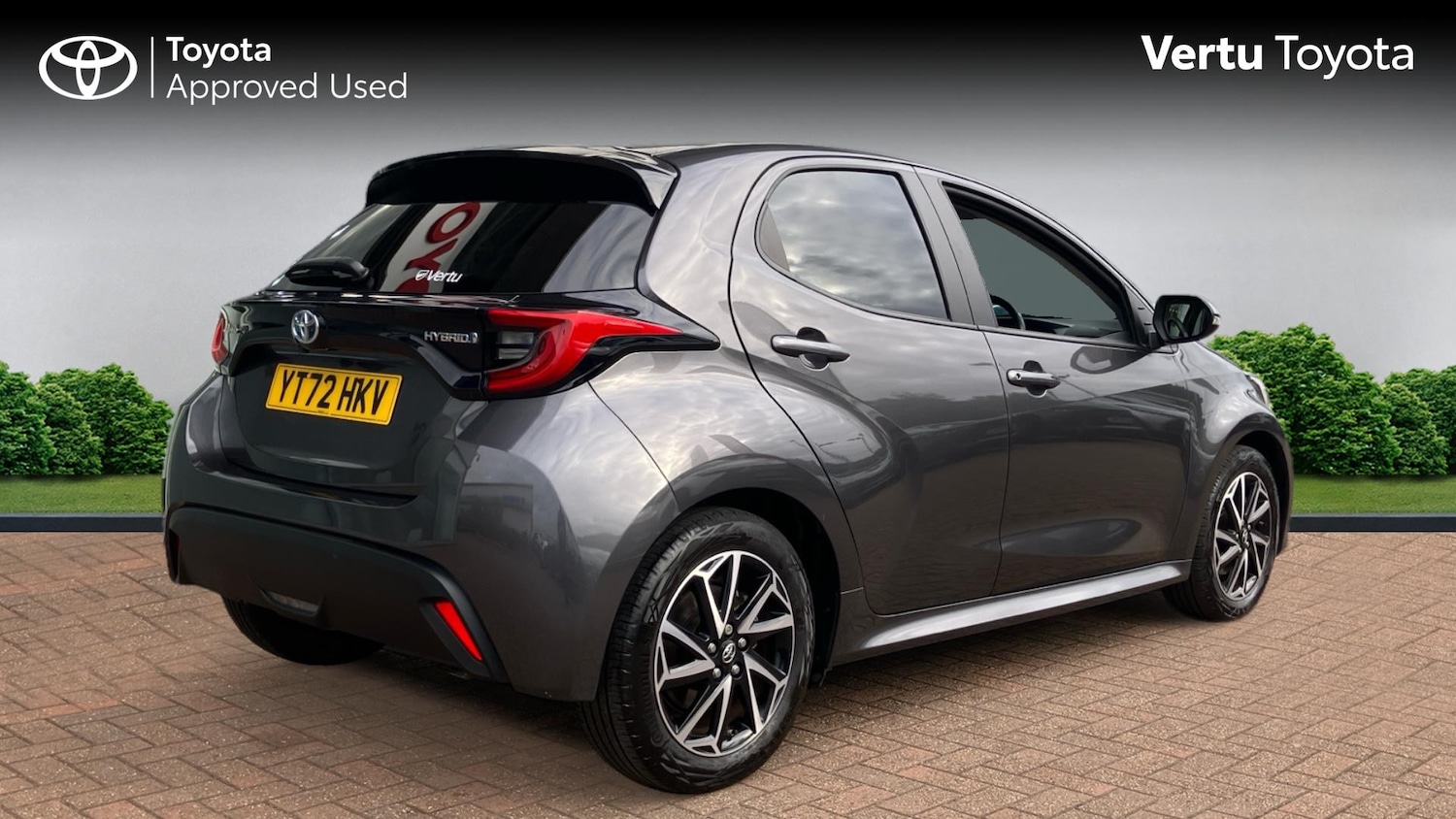 Used Toyota Yaris 2022 for sale - 76067438: Photo 2
