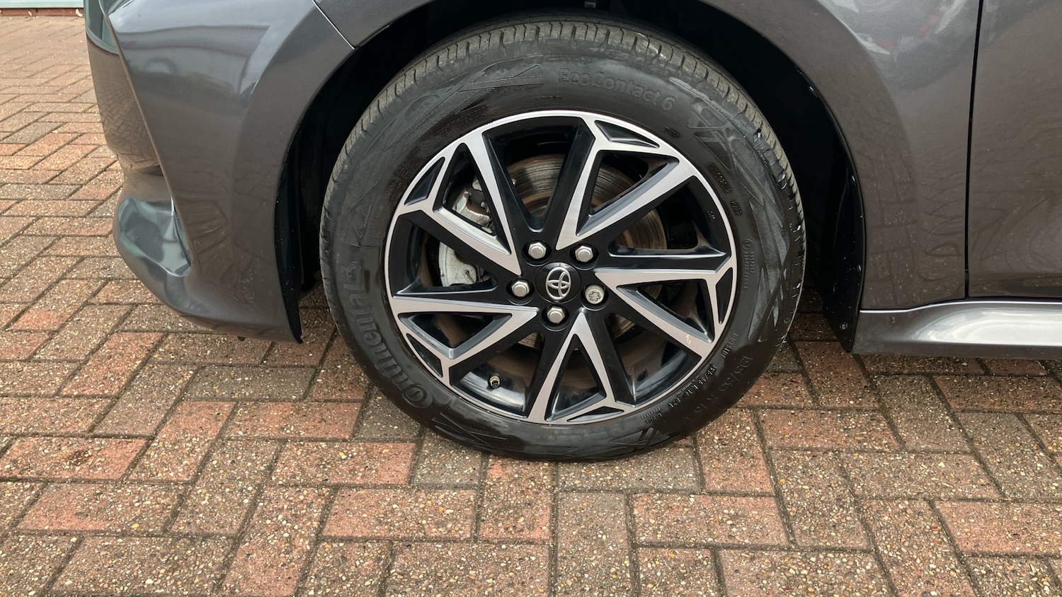 Used Toyota Yaris 2022 for sale - 76067438: Photo 32