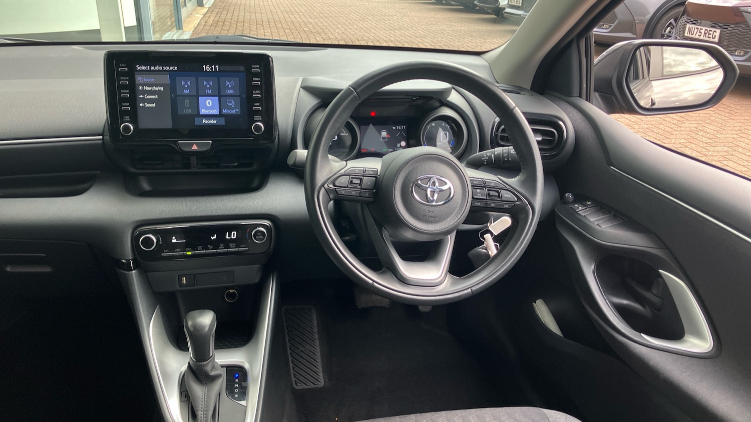 Used Toyota Yaris 2022 for sale - 76067438: Photo 6