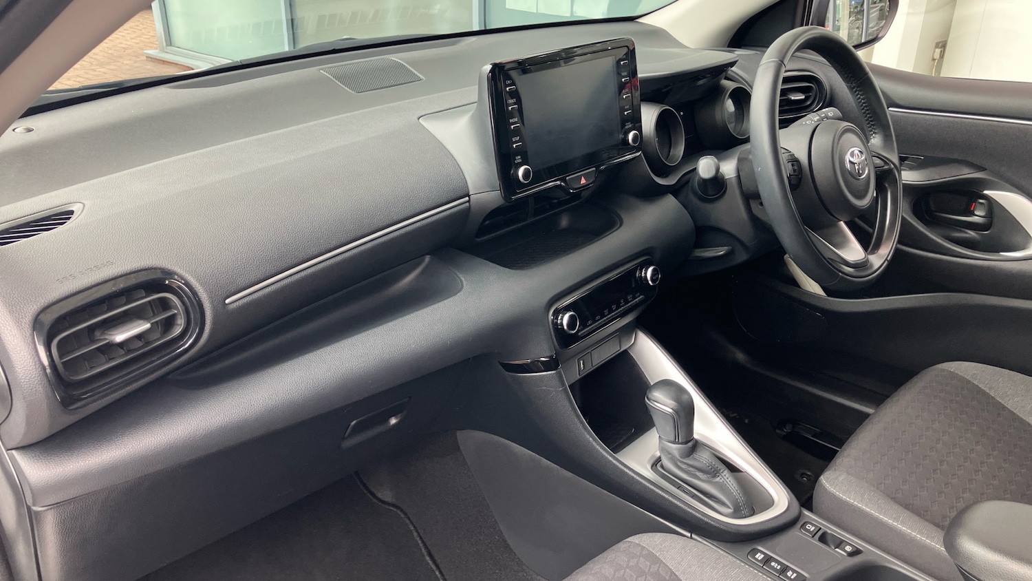 Used Toyota Yaris 2023 for sale - 76144521: Photo 34