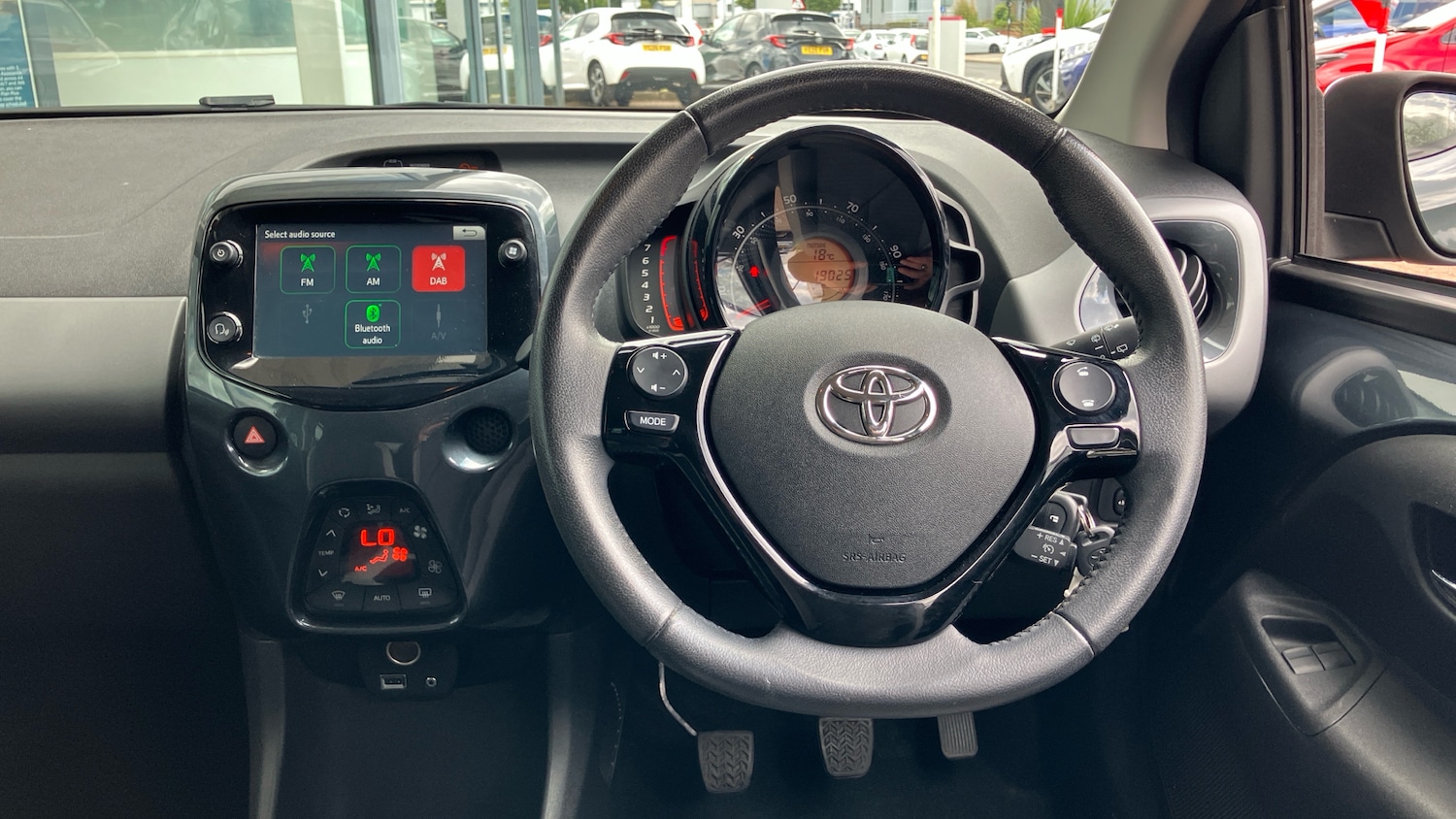 Used Toyota AYGO 2020 for sale - 76718797: Photo 8