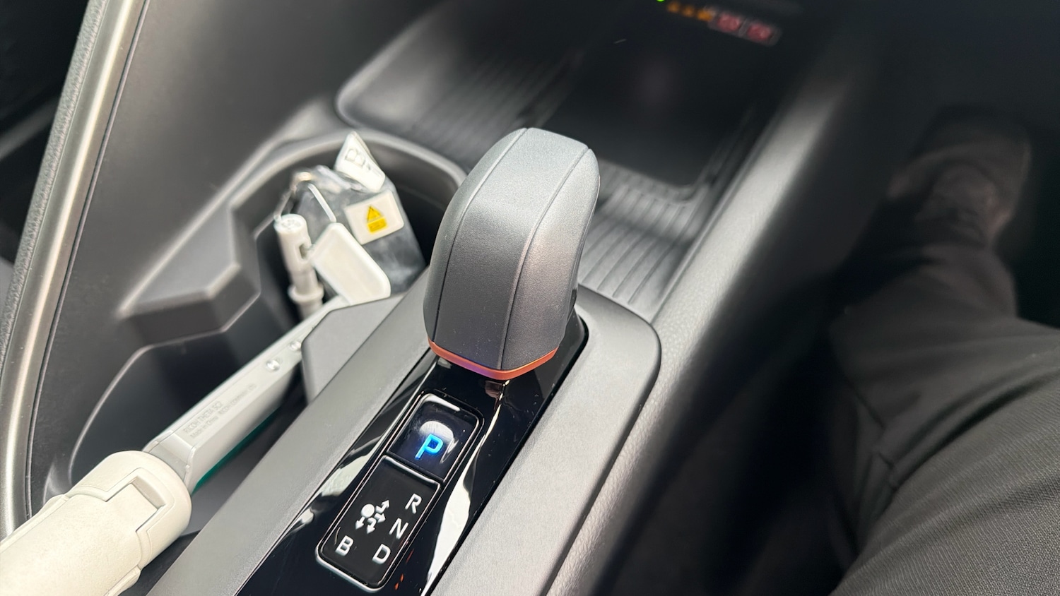 Used Toyota C-HR 2025 for sale - 77168472: Photo 30