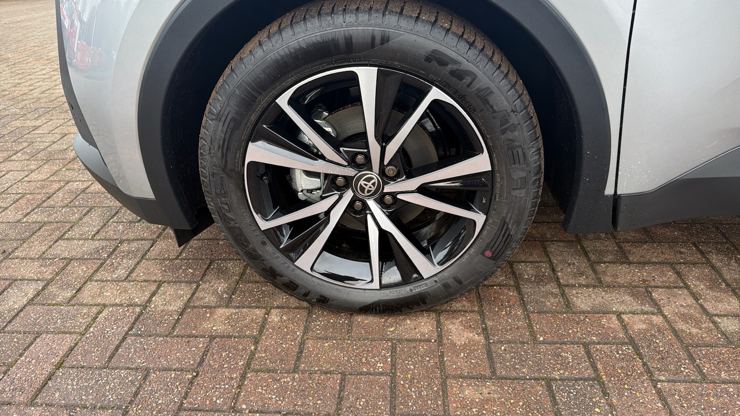 Used Toyota C-HR 2025 for sale - 77168472: Photo 33