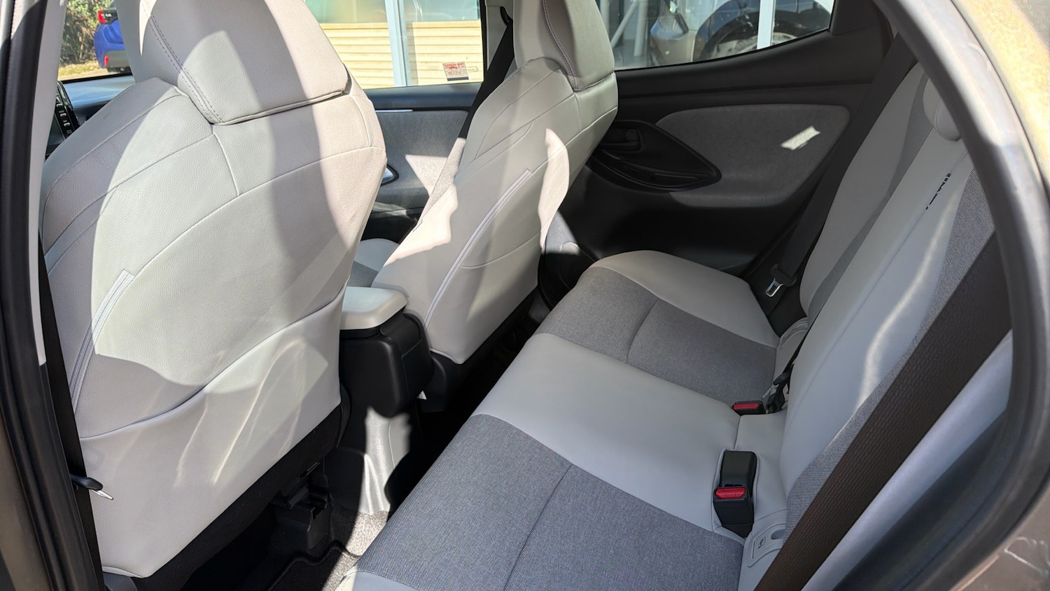 Used Toyota Yaris 2022 for sale - 77935168: Photo 13