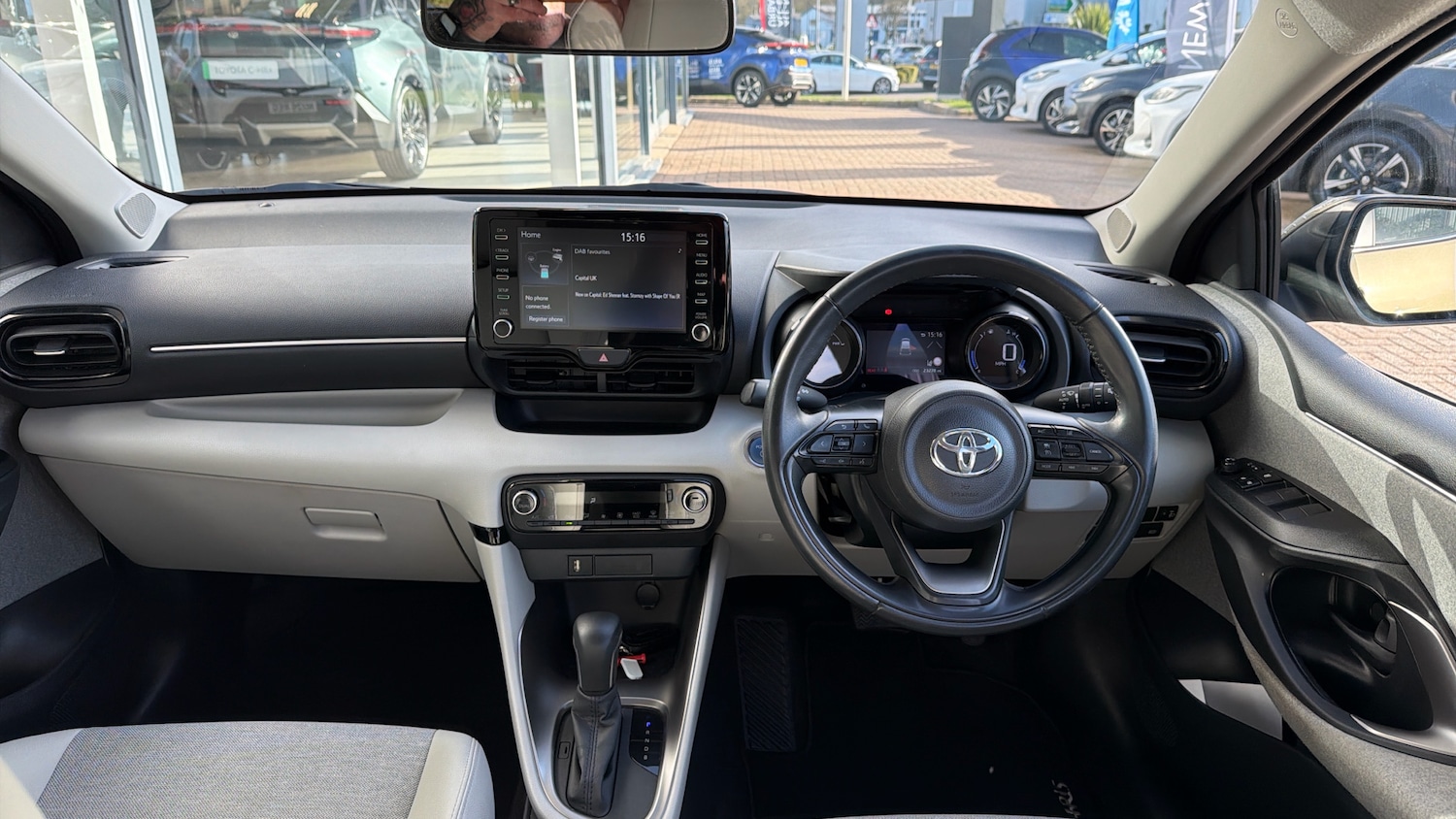 Used Toyota Yaris 2022 for sale - 77935168: Photo 5