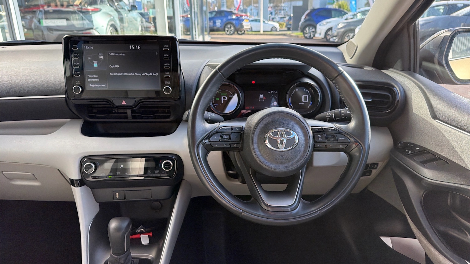 Used Toyota Yaris 2022 for sale - 77935168: Photo 8