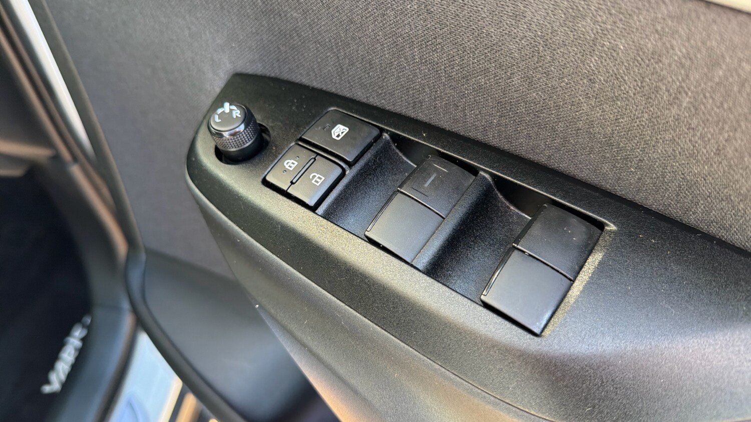 Used Toyota Yaris Cross 2024 for sale - 78185885: Photo 35