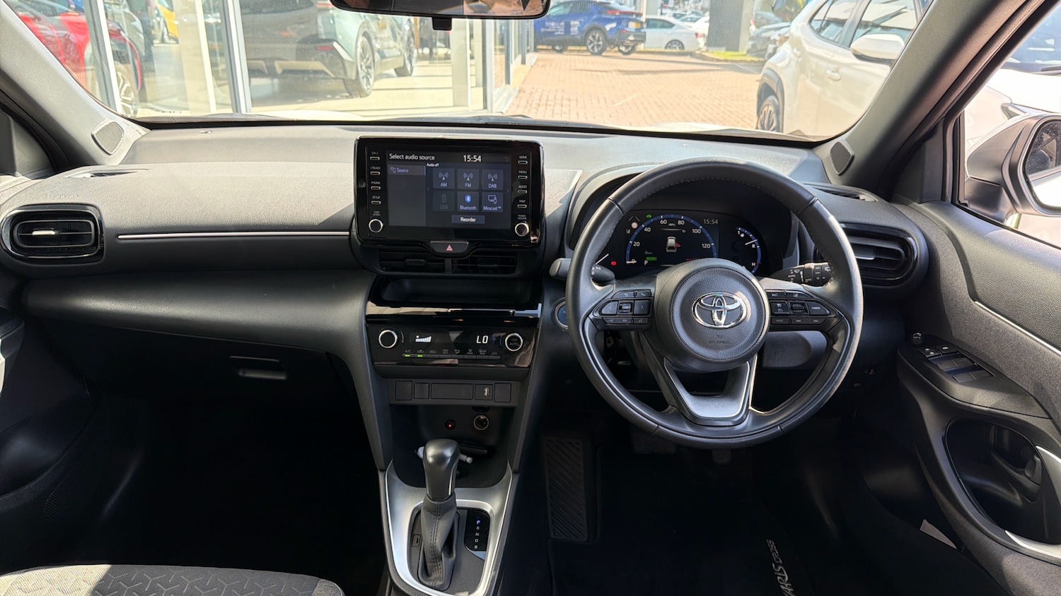 Used Toyota Yaris Cross 2024 for sale - 78185885: Photo 6