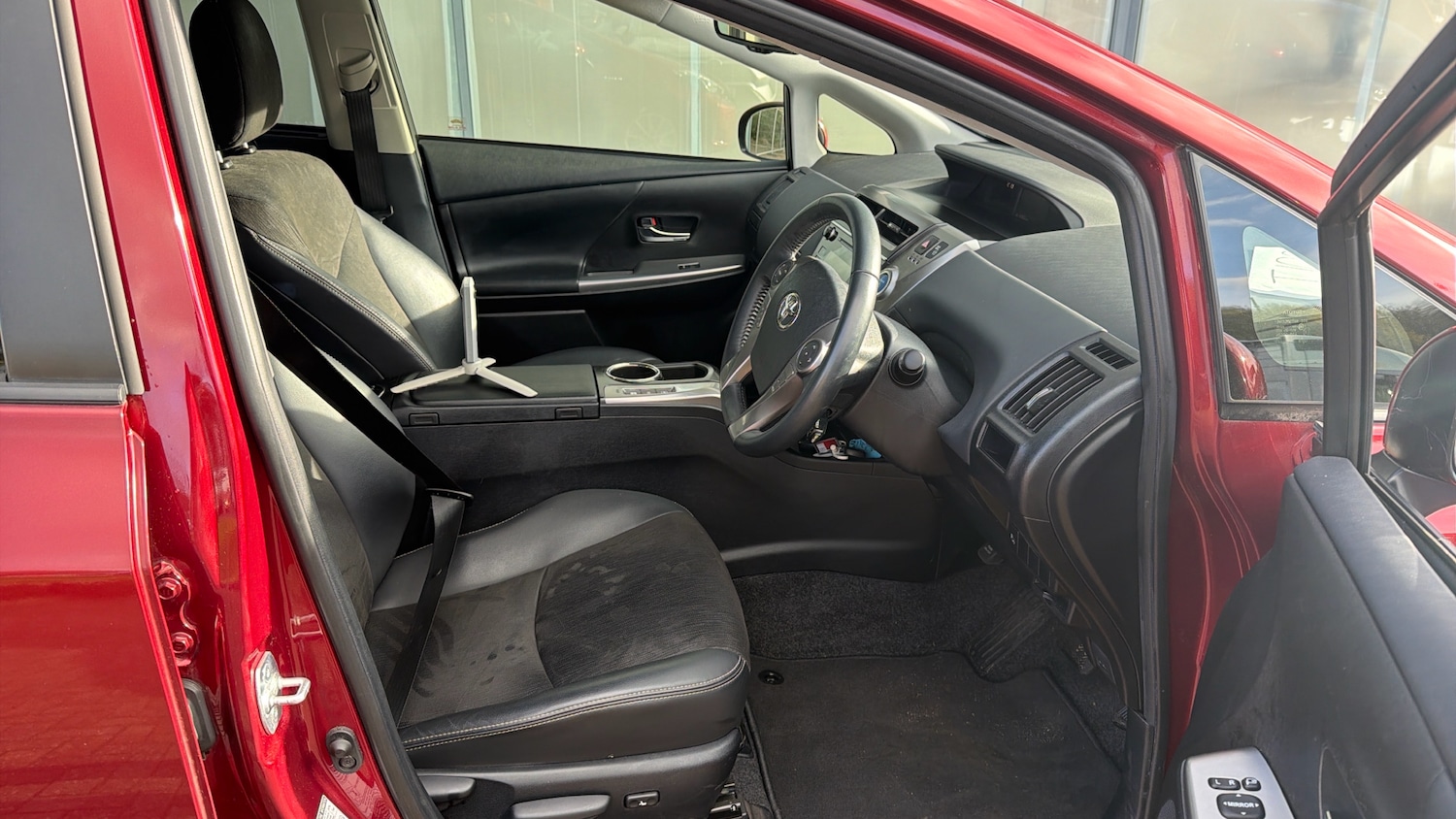 Used Toyota Prius+ 2020 for sale - 76710000: Photo 11