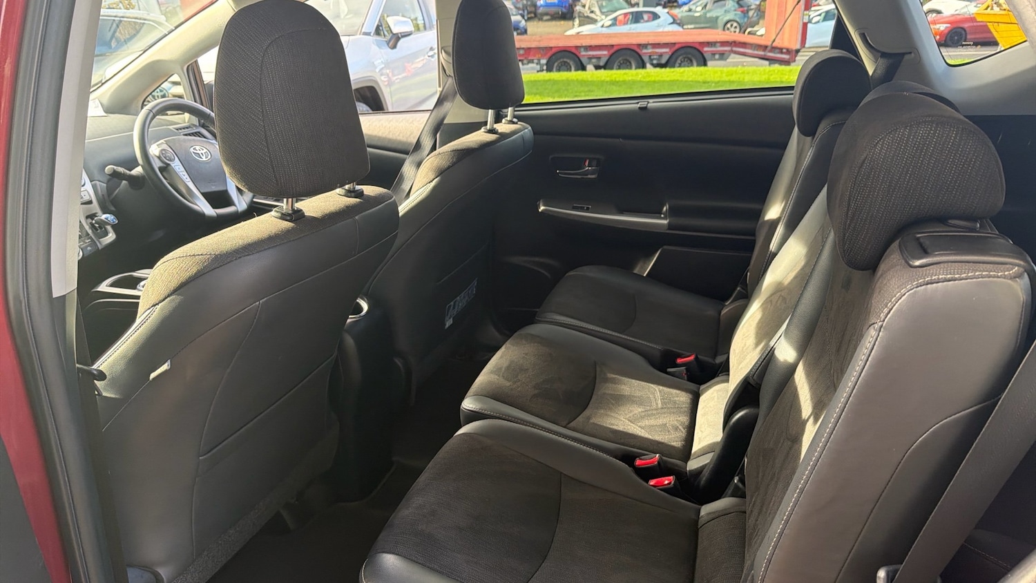 Used Toyota Prius+ 2020 for sale - 76710000: Photo 13