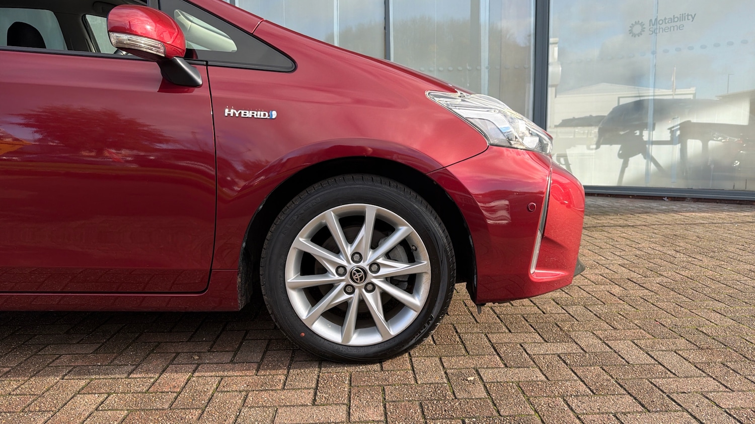 Used Toyota Prius+ 2020 for sale - 76710000: Photo 18