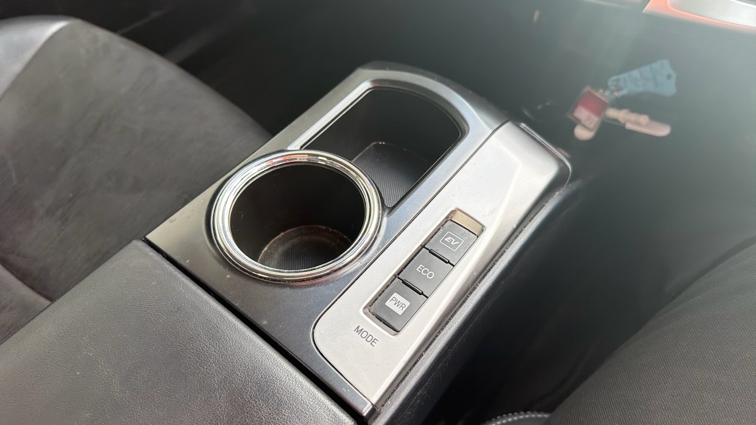 Used Toyota Prius+ 2020 for sale - 76710000: Photo 29