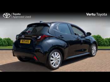 Used Toyota Yaris 2022 for sale - 75167993: Photo